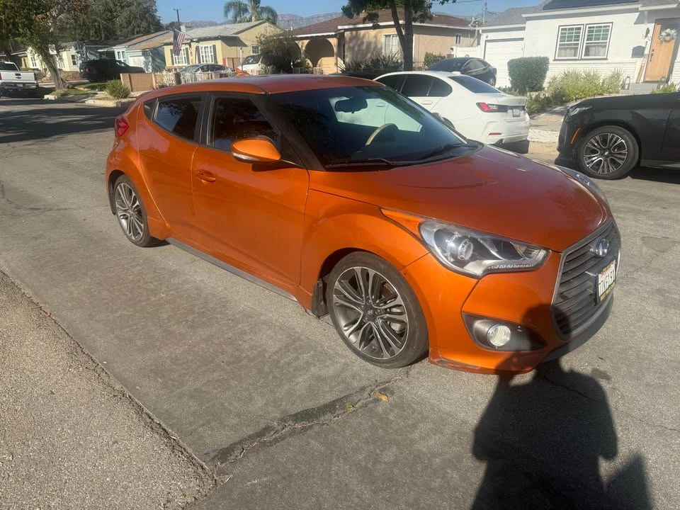 2016 Hyundai Veloster - Image 3 of 8