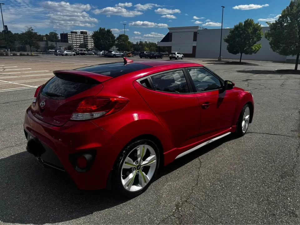 2016 Hyundai Veloster - Image 2 of 13