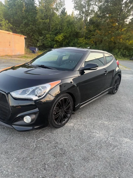 2016 Hyundai Veloster - Image 5 of 8