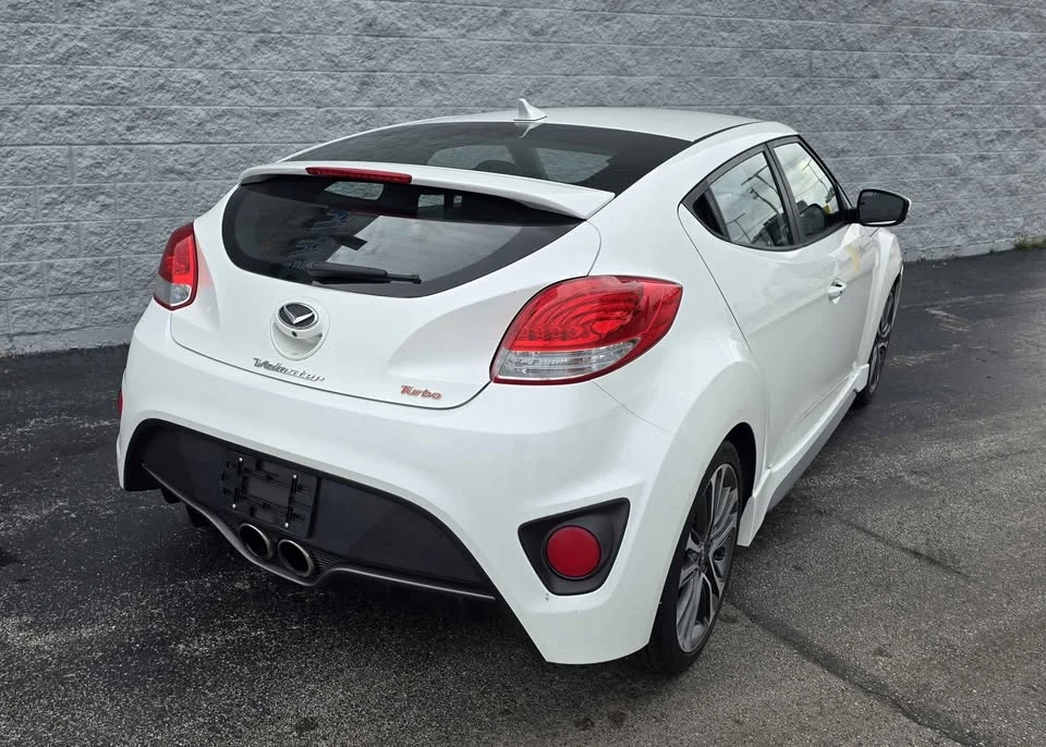 2016 Hyundai Veloster - Image 4 of 14