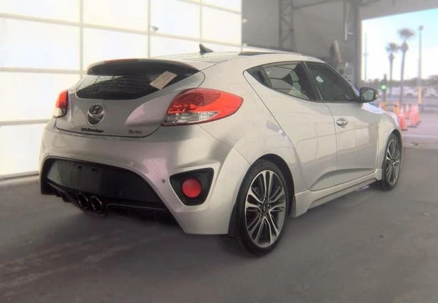 2016 Hyundai Veloster - Image 3 of 10