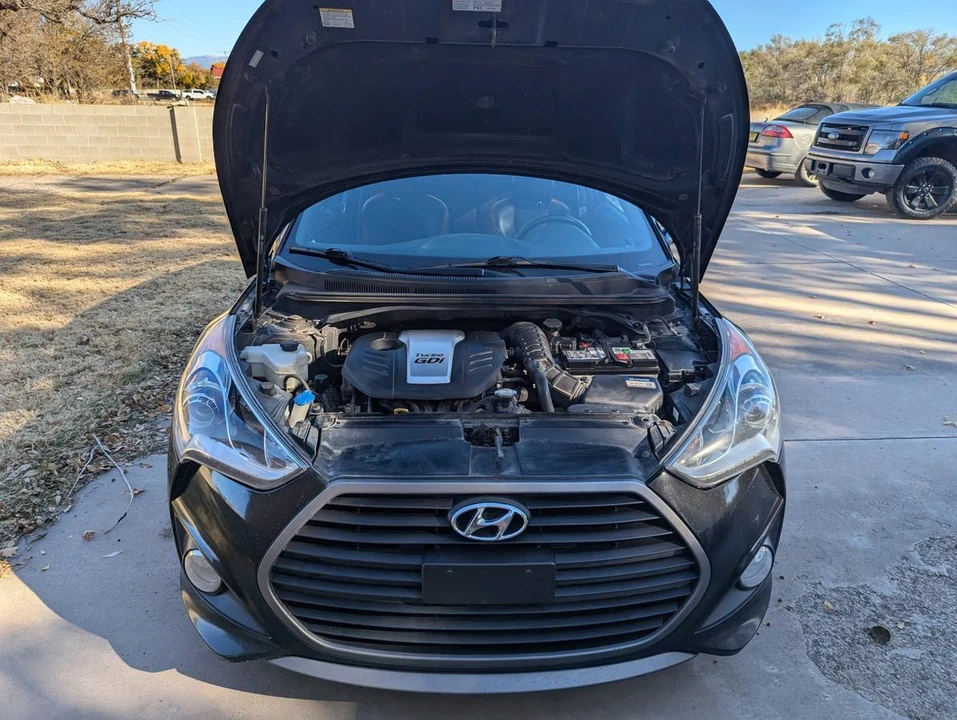 2016 Hyundai Veloster - Image 19 of 20
