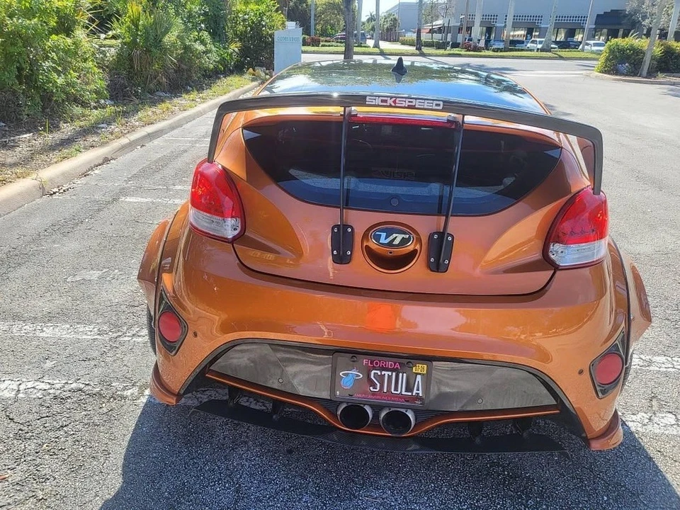 2016 Hyundai Veloster - Image 8 of 12