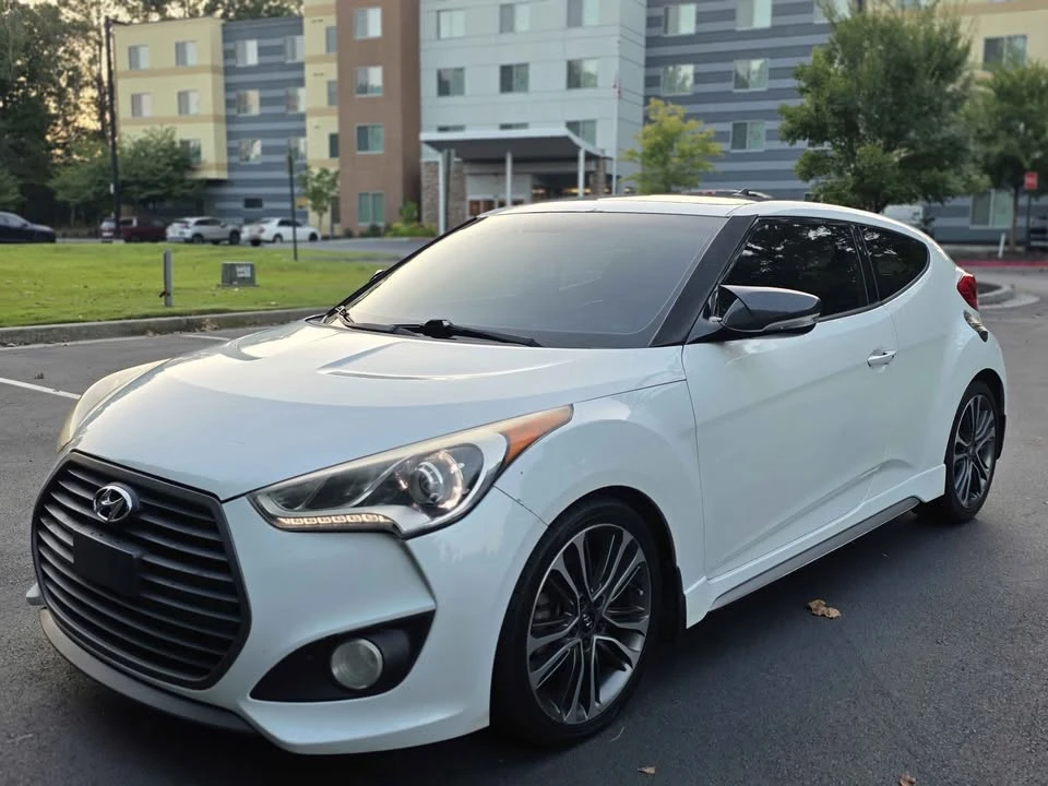2016 Hyundai Veloster - Image 2 of 20