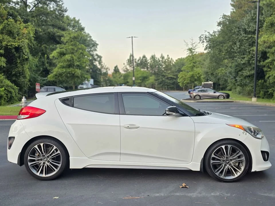 2016 Hyundai Veloster - Image 5 of 20