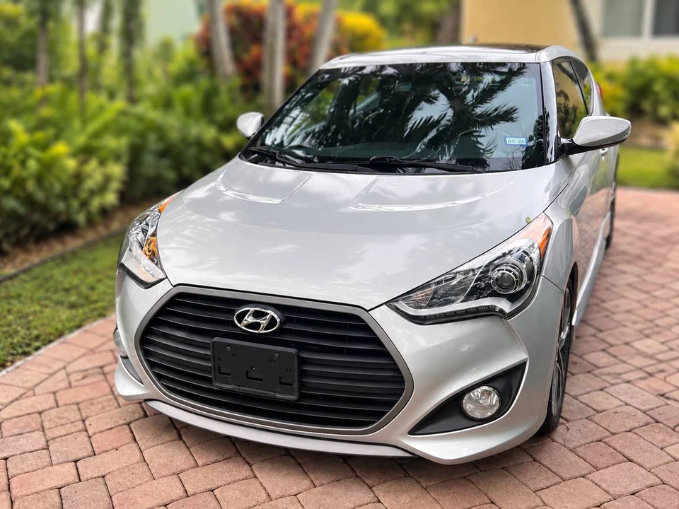 2016 Hyundai Veloster - Image 3 of 9