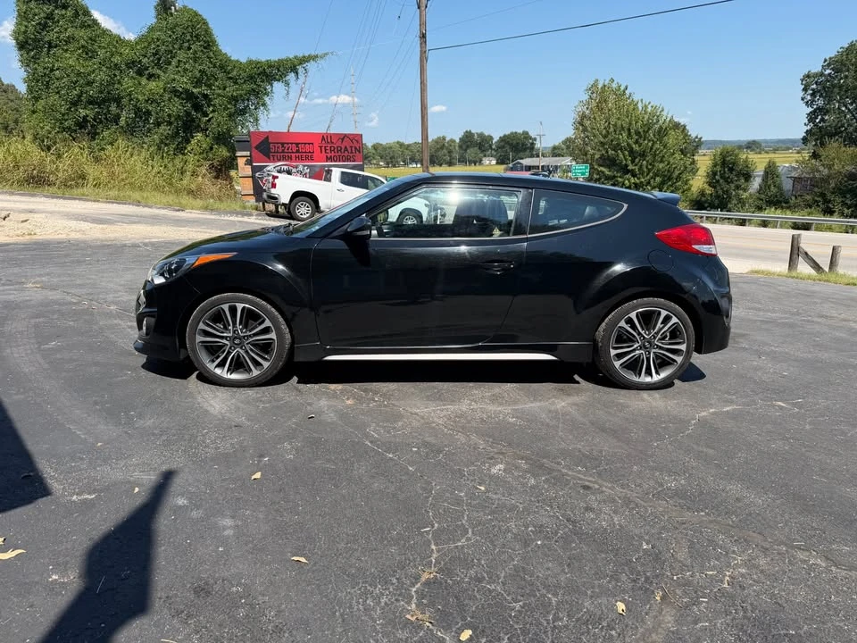 2016 Hyundai Veloster - Image 6 of 16