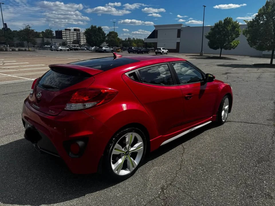 2016 Hyundai Veloster - Image 13 of 14