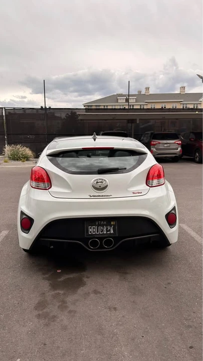 2016 Hyundai Veloster - Image 5 of 10