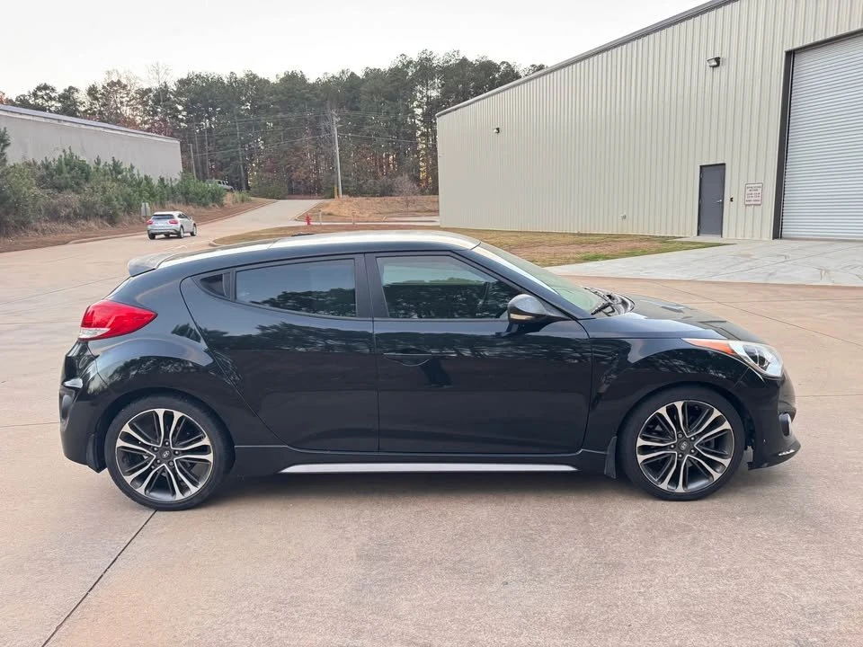 2016 Hyundai Veloster - Image 3 of 8