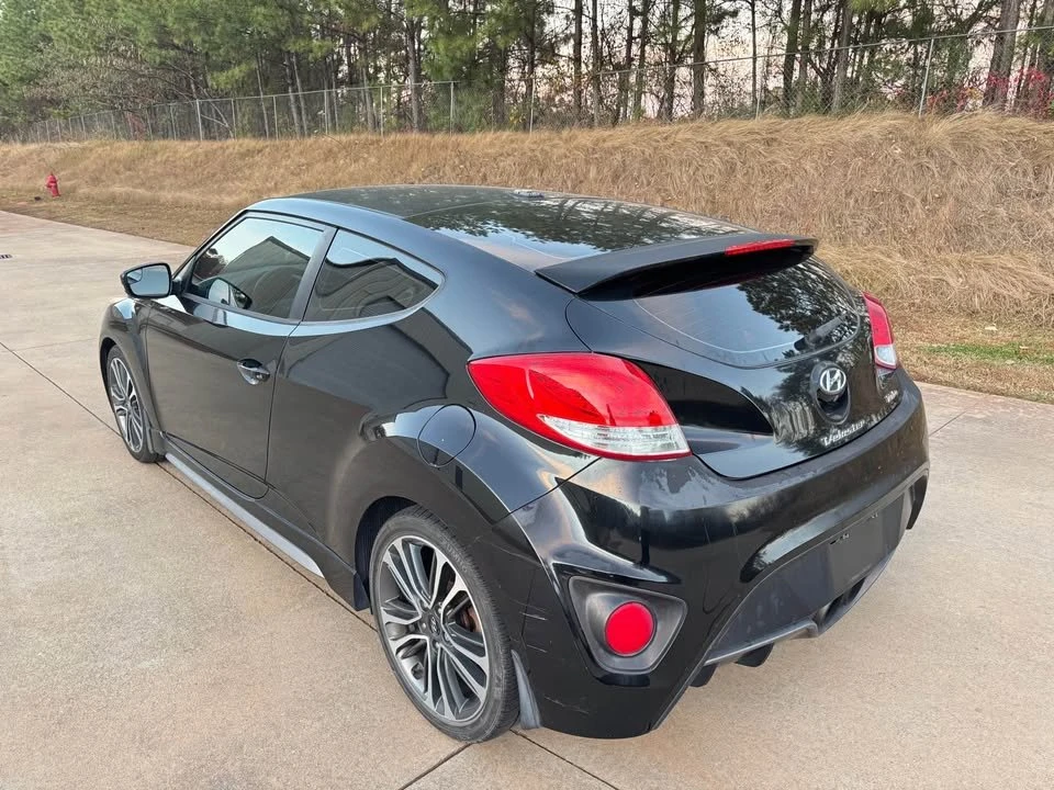 2016 Hyundai Veloster - Image 5 of 8