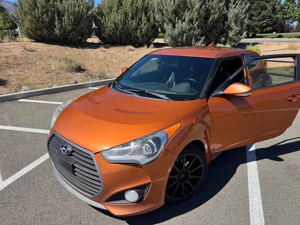 2016 Hyundai Veloster - Image 3 of 14
