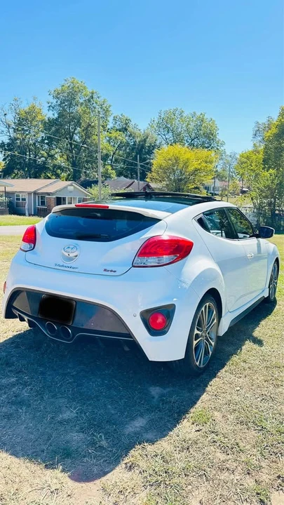 2016 Hyundai Veloster - Image 3 of 7