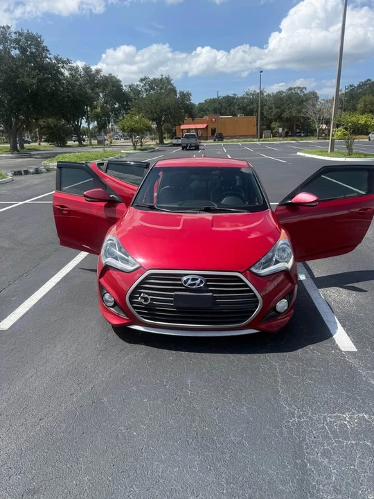2016 Hyundai Veloster - Image 8 of 19