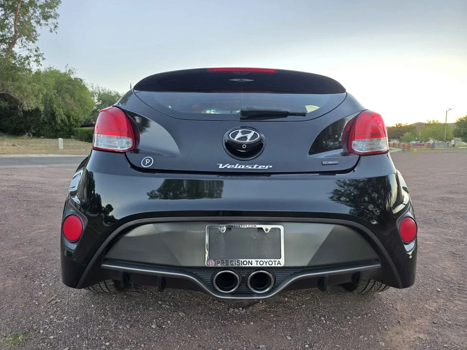 2016 Hyundai Veloster - Image 9 of 14