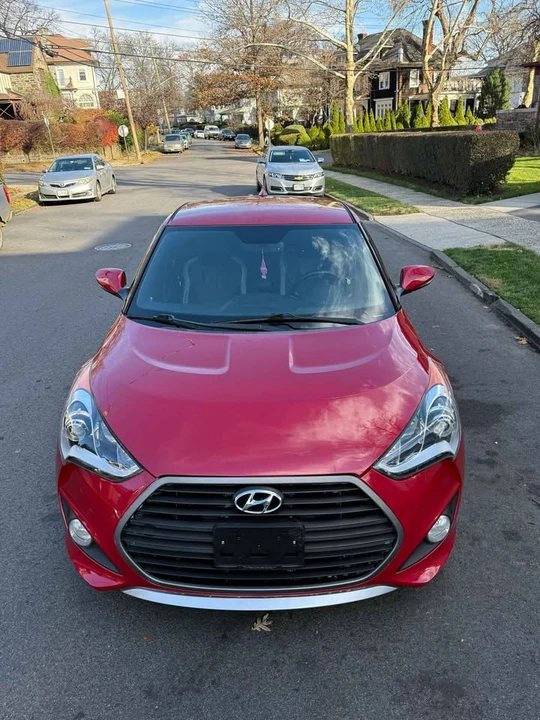 2016 Hyundai Veloster - Image 18 of 19
