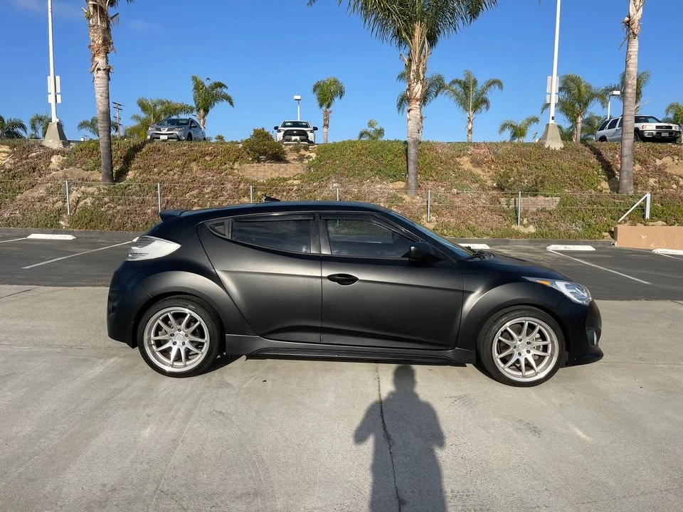 2016 Hyundai Veloster - Image 5 of 17
