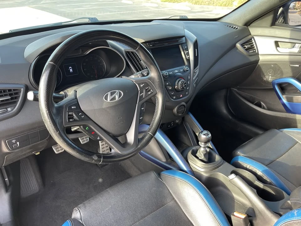 2016 Hyundai Veloster - Image 13 of 17