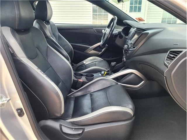 2016 Hyundai Veloster - Image 31 of 31