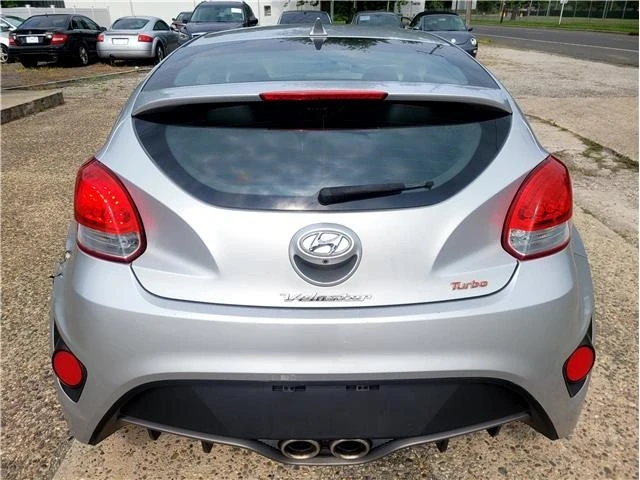 2016 Hyundai Veloster - Image 13 of 21
