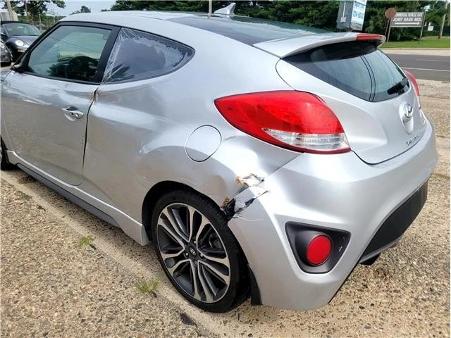 2016 Hyundai Veloster - Image 14 of 21