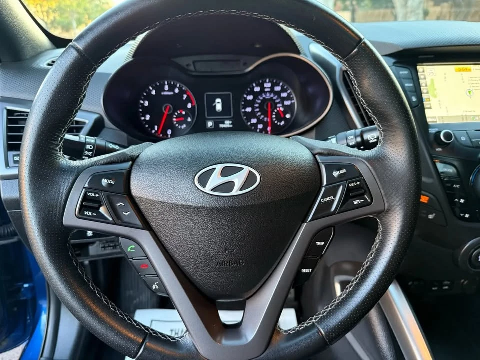 2016 Hyundai Veloster - Image 13 of 20