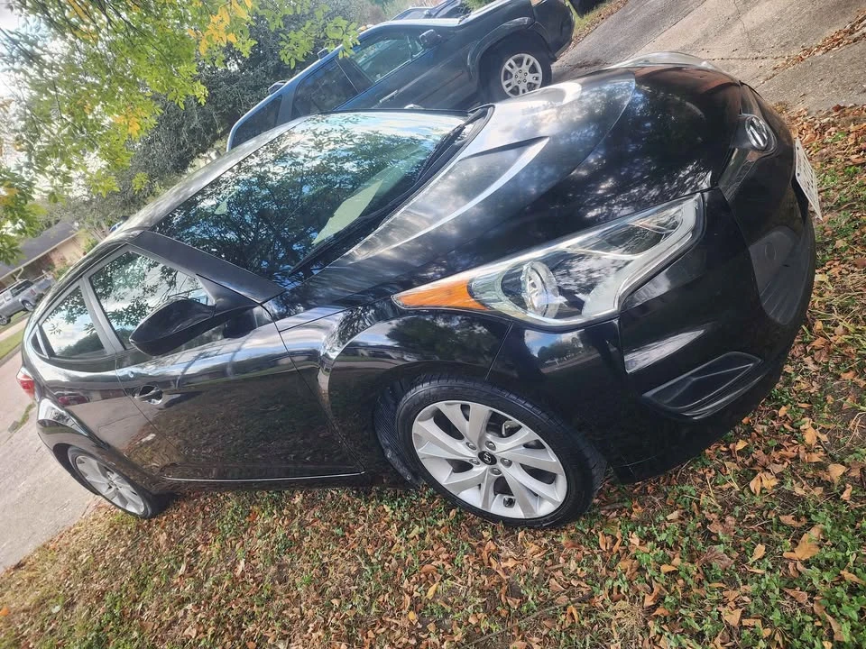 2016 Hyundai Veloster - Image 6 of 16