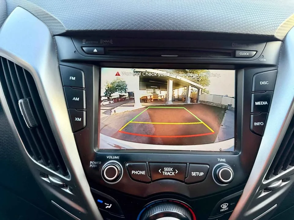 2016 Hyundai Veloster - Image 10 of 14