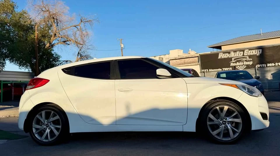 2016 Hyundai Veloster - Image 3 of 14
