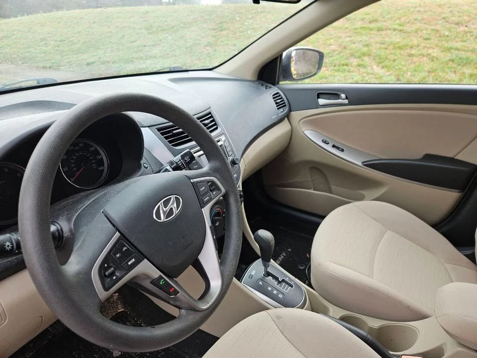 2016 Hyundai Accent - Image 10 of 19