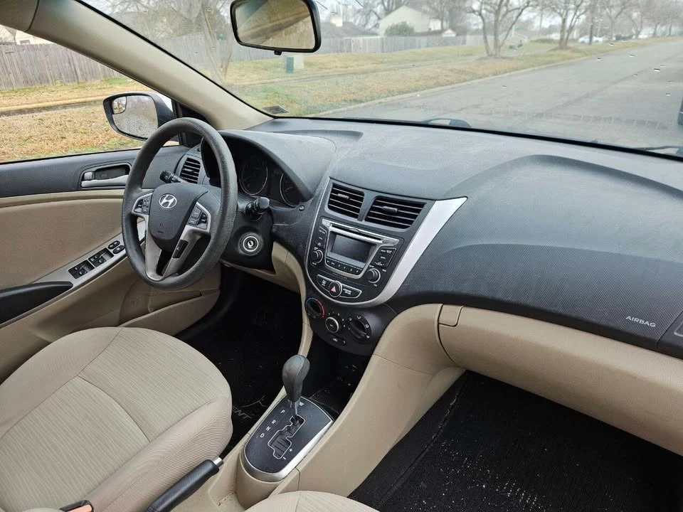 2016 Hyundai Accent - Image 15 of 19