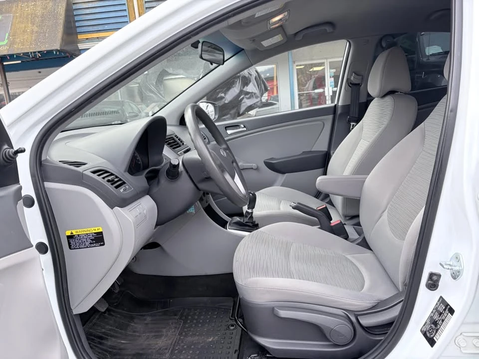 2016 Hyundai Accent - Image 9 of 16