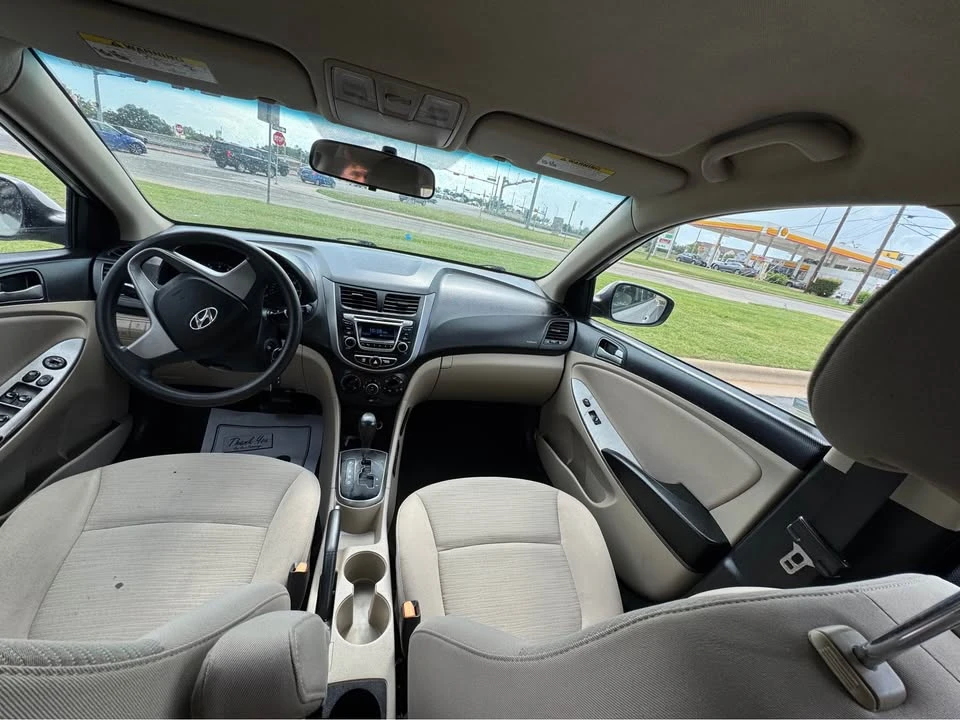 2016 Hyundai Accent - Image 7 of 9