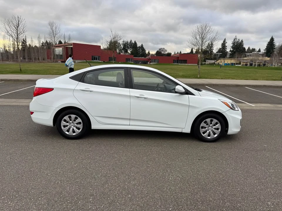 2016 Hyundai Accent - Image 2 of 11