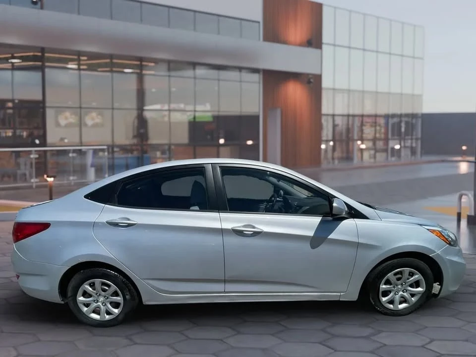 2016 Hyundai Accent - Image 9 of 20