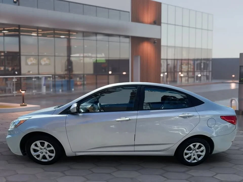 2016 Hyundai Accent - Image 8 of 20