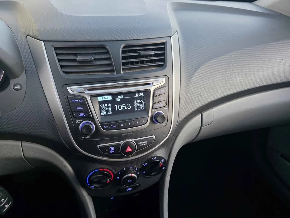 2016 Hyundai Accent - Image 9 of 18