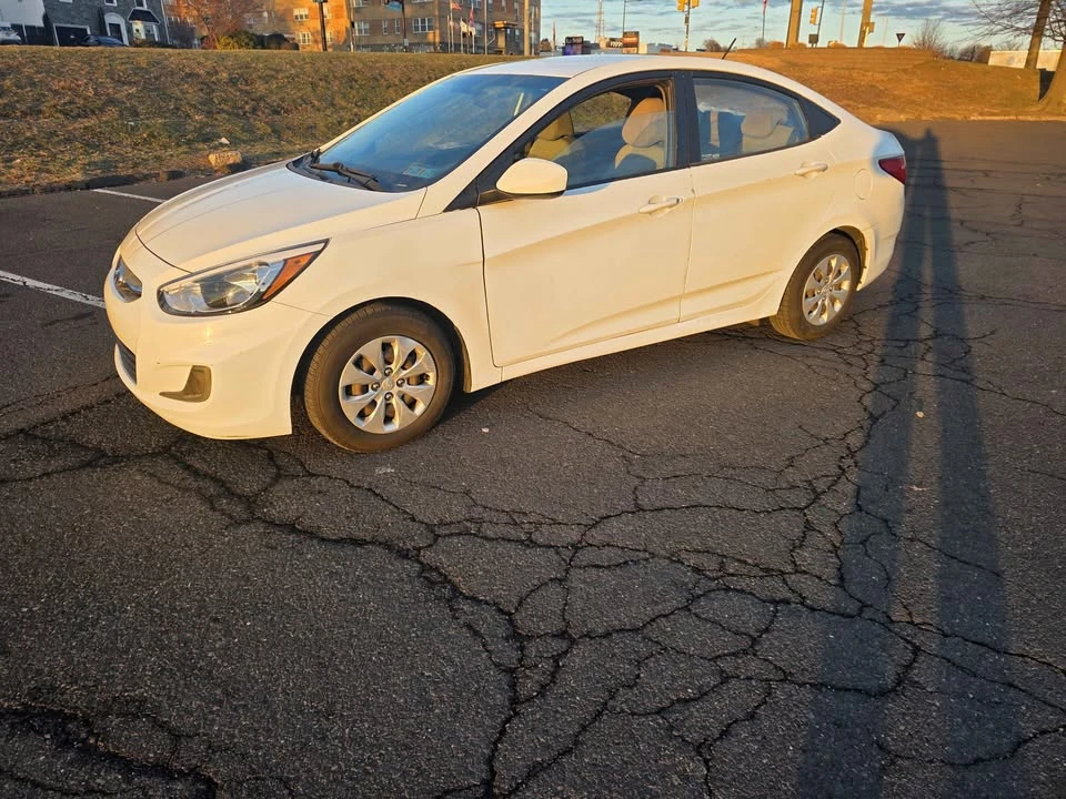2016 Hyundai Accent - Image 2 of 18