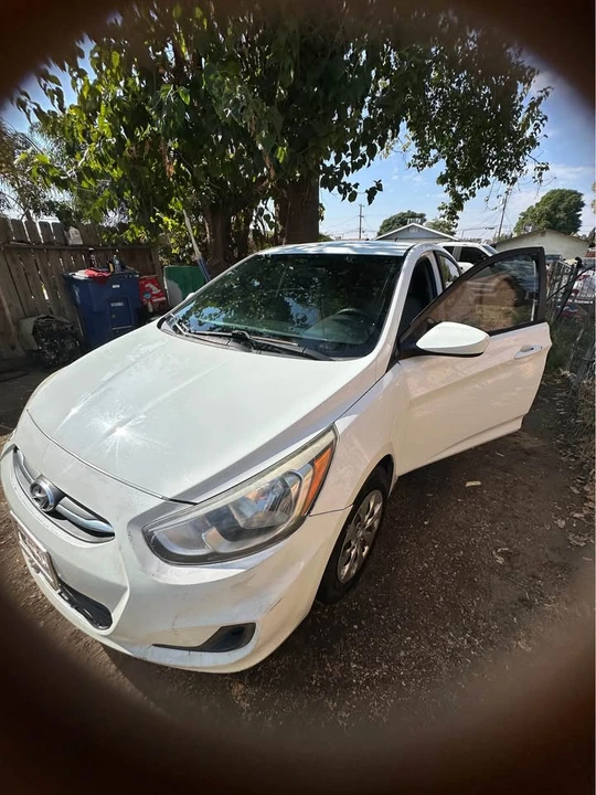 2016 Hyundai Accent - Image 9 of 9