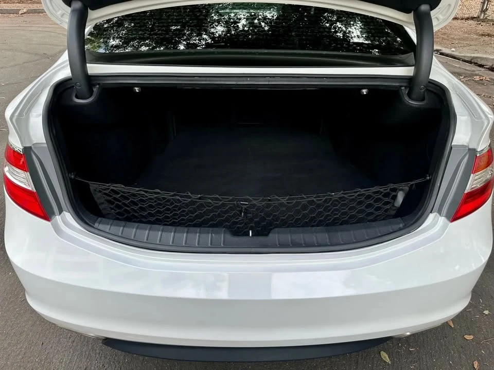 2016 Hyundai Azera - Image 15 of 19