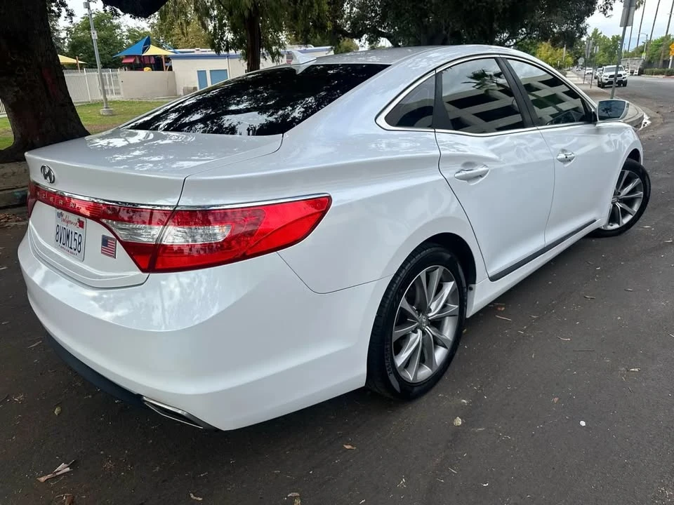 2016 Hyundai Azera - Image 5 of 19