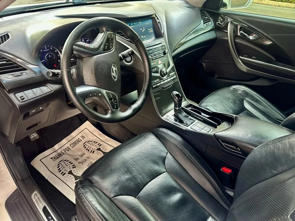 2016 Hyundai Azera - Image 9 of 19