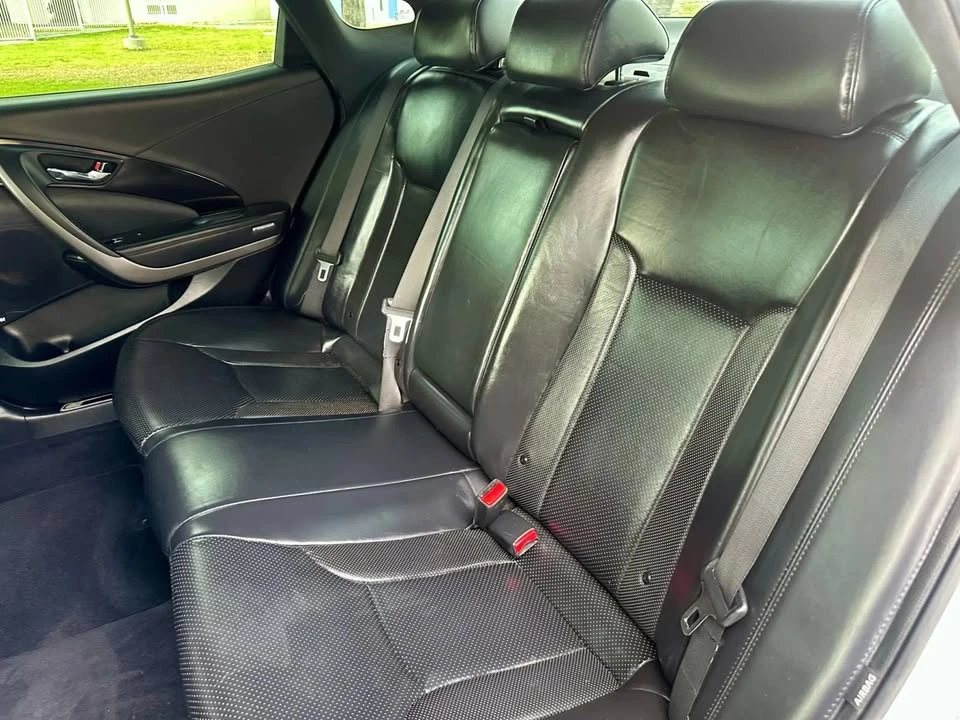 2016 Hyundai Azera - Image 13 of 19
