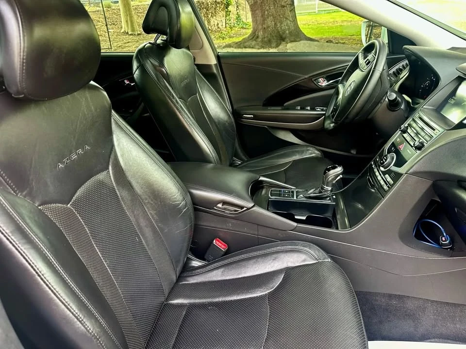 2016 Hyundai Azera - Image 11 of 19