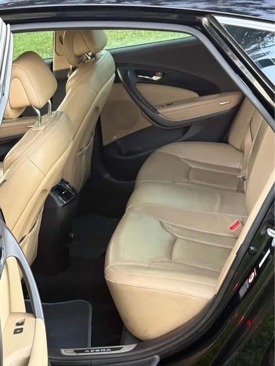 2016 Hyundai Azera - Image 10 of 12