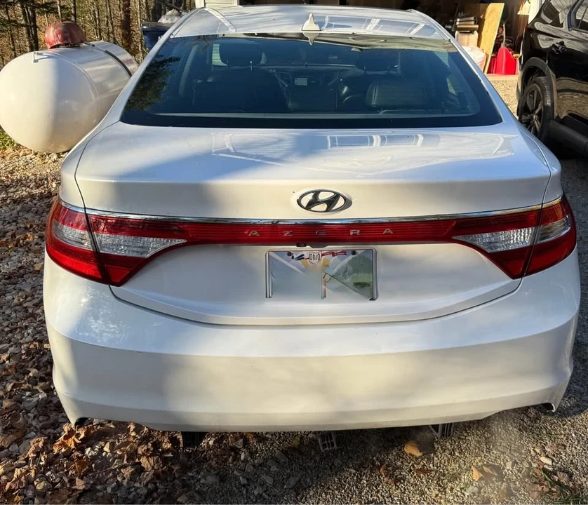 2016 Hyundai Azera - Image 5 of 12