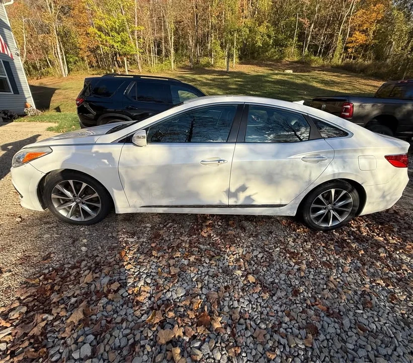 2016 Hyundai Azera - Image 3 of 12