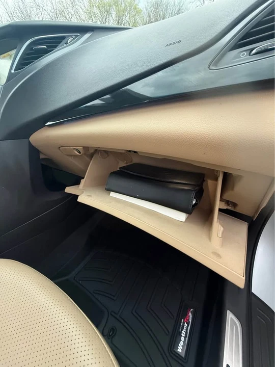 2016 Hyundai Azera - Image 13 of 19