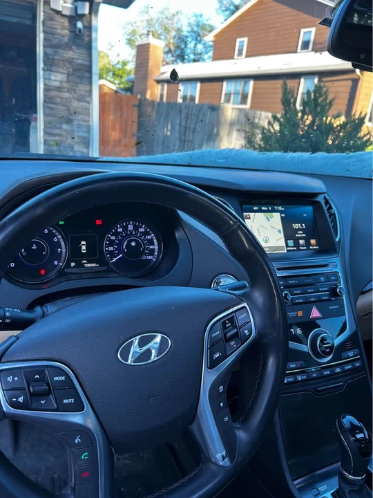 2016 Hyundai Azera - Image 5 of 10