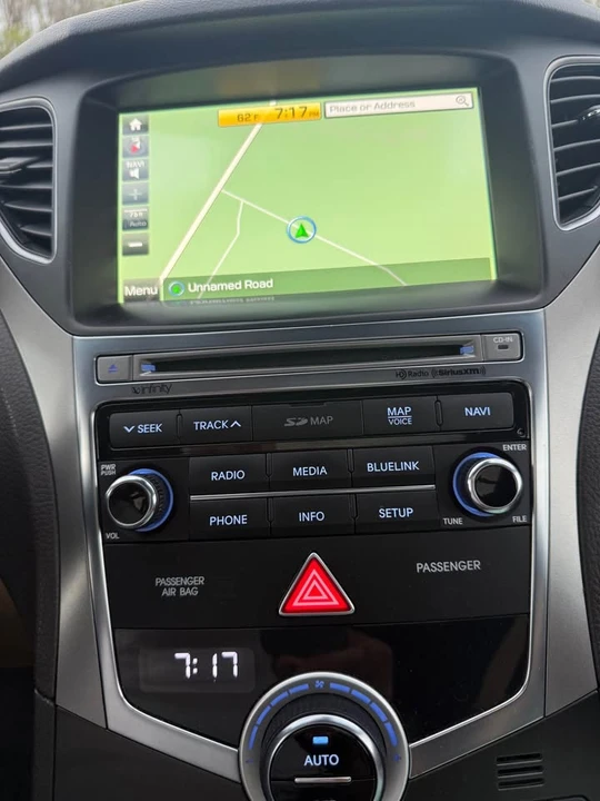 2016 Hyundai Azera - Image 18 of 19